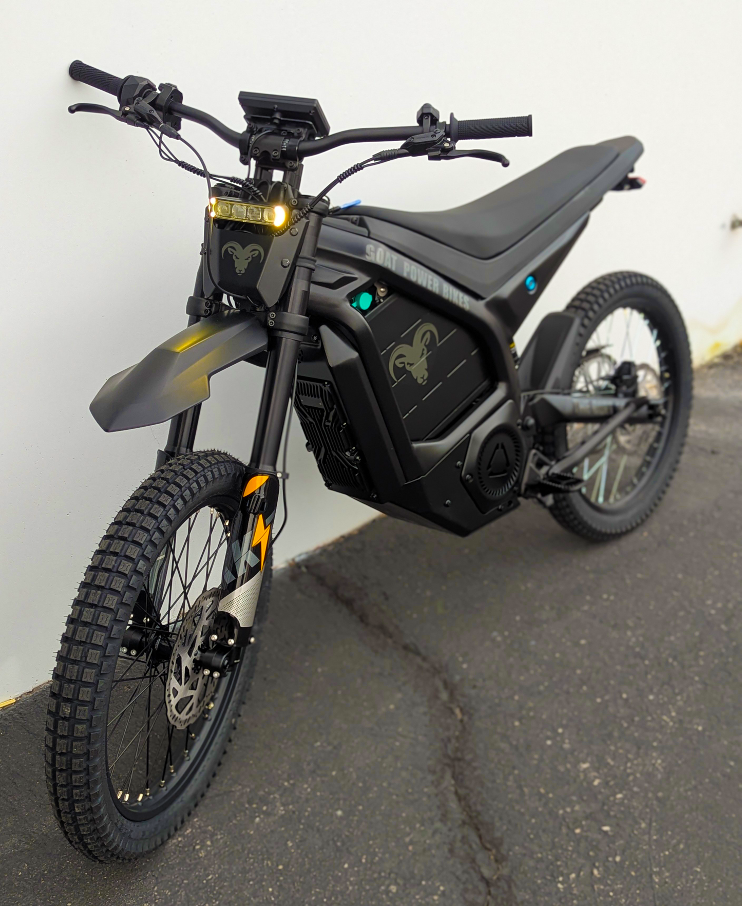 Dirt Goat V2 Street Edition, 96V 50ah e-Moto, 65mph, 80+ Mile Range (19/19 Wheels w/ Shinko 241 Tires)