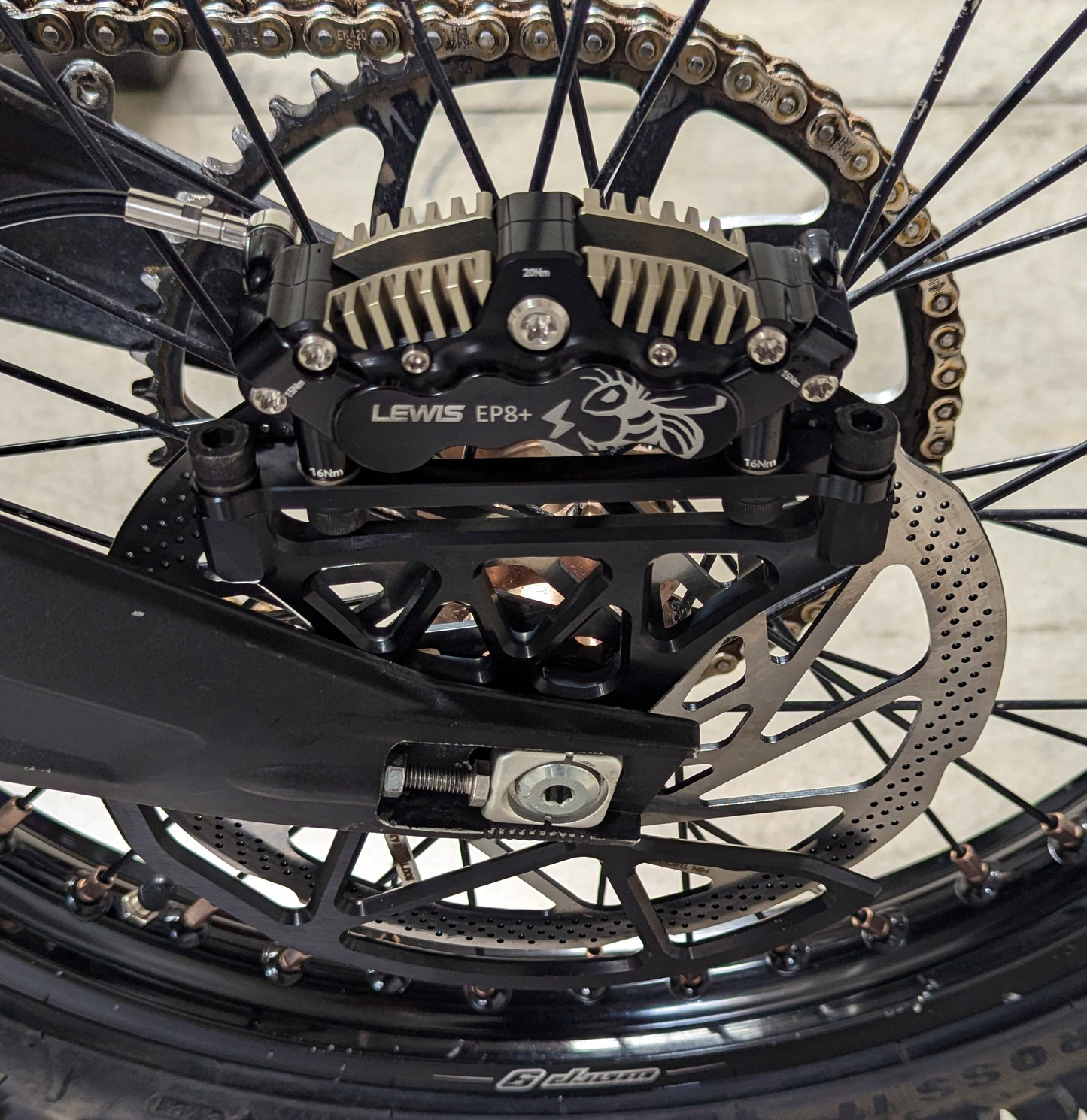 Lewis EP8+ Axial Cylinder 8 Pistons Hydraulic Disc Brake