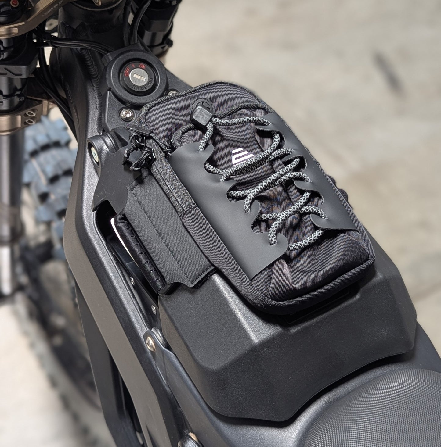 e-Moto Accessory / Cell Phone Bag, Battery-Lid Velcro Strap, E-Ride Pro