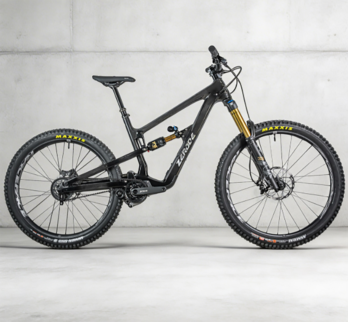 Zerode Shadow (pre-order), Complete Build, 170/160mm